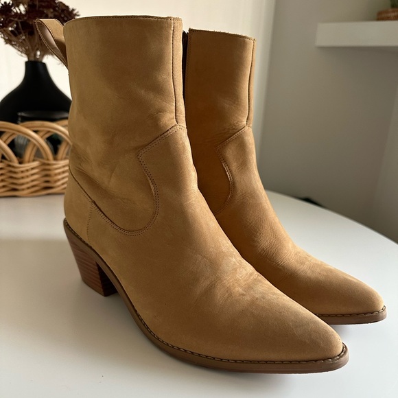 ABLE ERIKA BOOT| US 7 - Picture 1 of 5